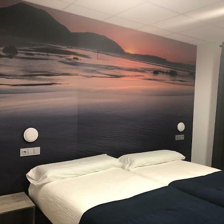 Hostel El Paloma Santoña Buitenkant foto