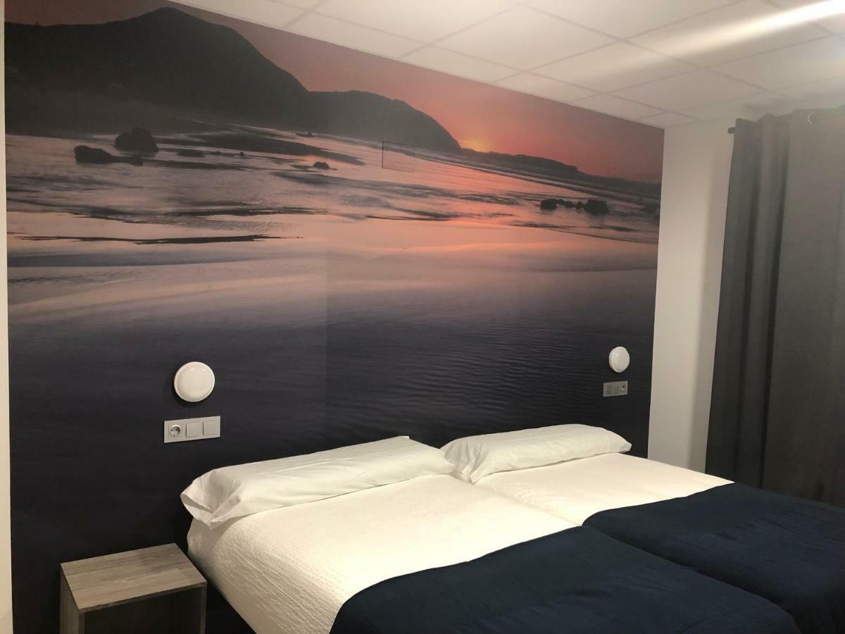 Hostel El Paloma Santoña Buitenkant foto